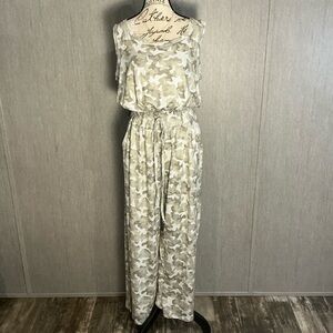 Coco & Carmen Sleeveless Jumpsuit Size L/XL